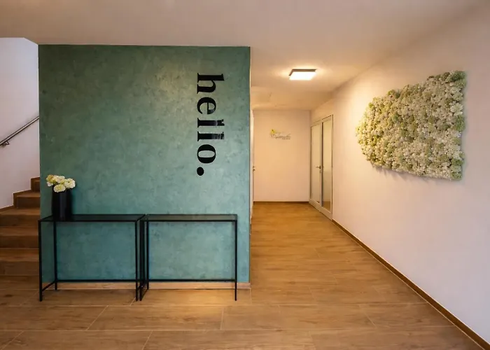 Mein Traeumchen Apartements- 2 Lila Stillvoll Und Zentral Uebernachten Apartamento Bielefeld